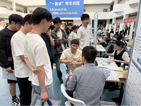 1743065963851533.png image.png